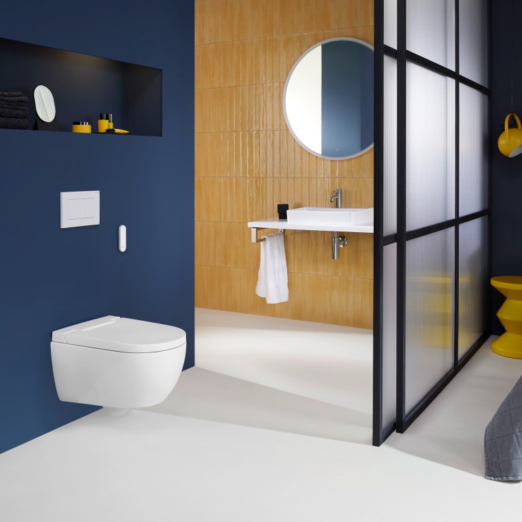 Geberit AquaClean Alba duschtoalett på ett hotell Geberit AquaClean Alba duschtoalett på ett hotell